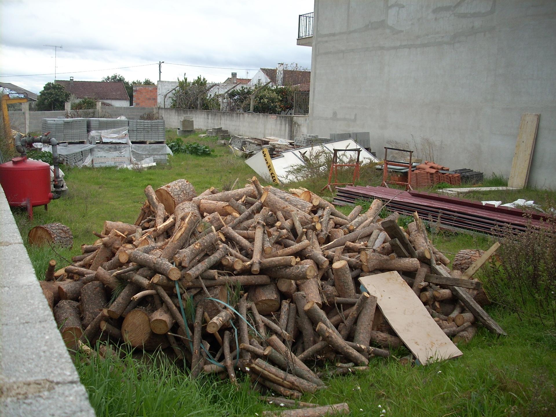 Lote de Terreno  Venda em Póvoa de Rio de Moinhos e Cafede,Castelo Branco