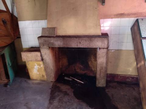 Moradia para Restaurar >=T10 Venda em Zebreira e Segura,Idanha-a-Nova