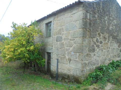 Quinta  Venda em Vale de Prazeres e Mata da Rainha,Fundão