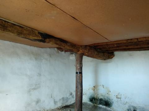 Moradia para Restaurar T2 Venda em Monsanto e Idanha-a-Velha,Idanha-a-Nova