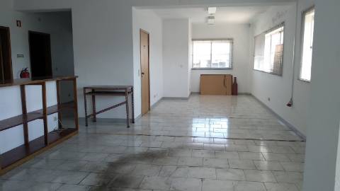 Armazém  Arrendamento em Castelo Branco,Castelo Branco