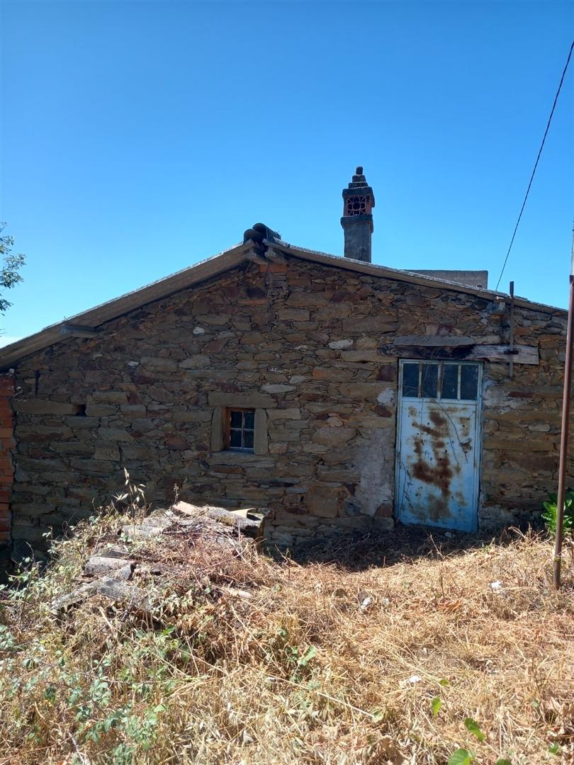 Moradia T1 Venda em Almaceda,Castelo Branco