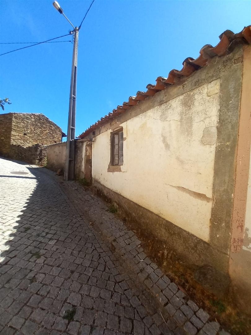 Moradia T1 Venda em Almaceda,Castelo Branco