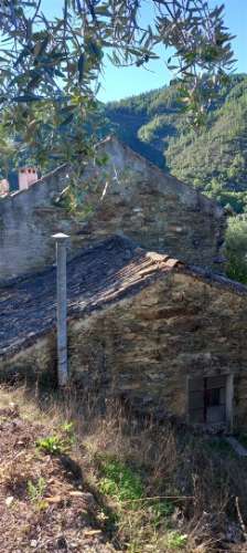 Moradia T4 Venda em Sarzedas,Castelo Branco