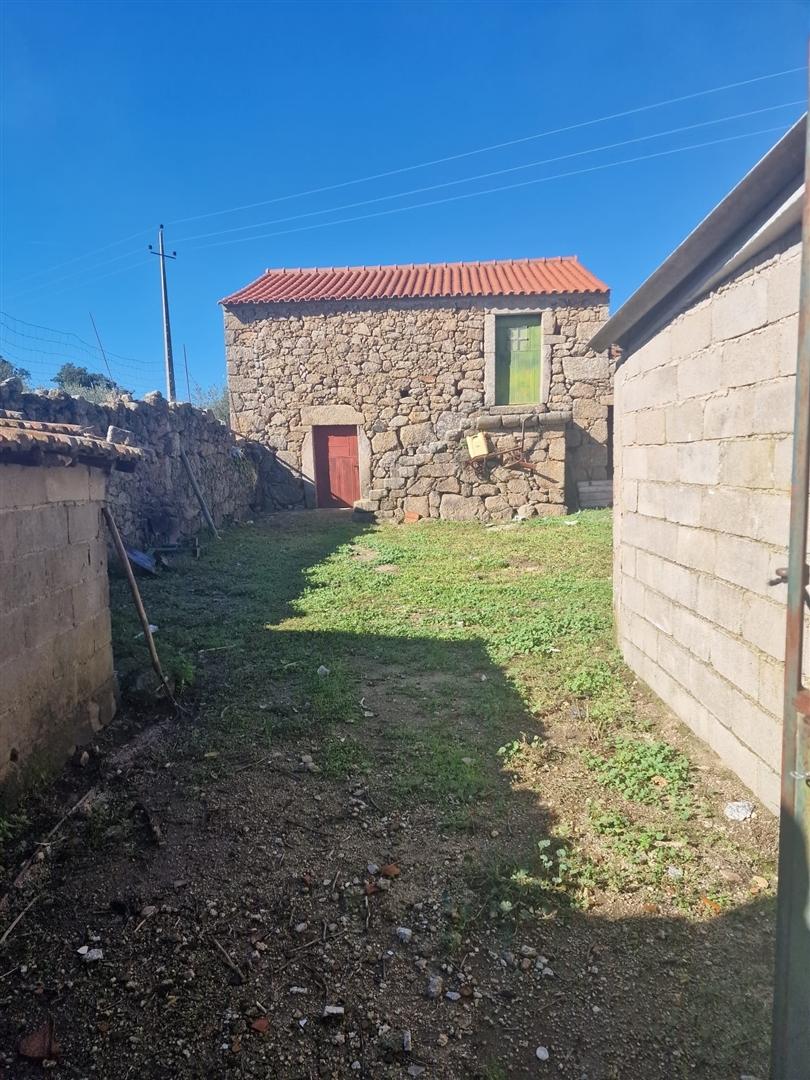 Terreno Rústico  Venda em Escalos de Cima e Lousa,Castelo Branco