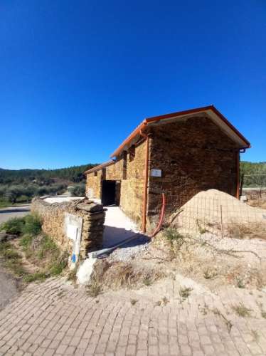 Moradia T1 Venda em Almaceda,Castelo Branco