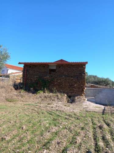 Moradia T1 Venda em Almaceda,Castelo Branco