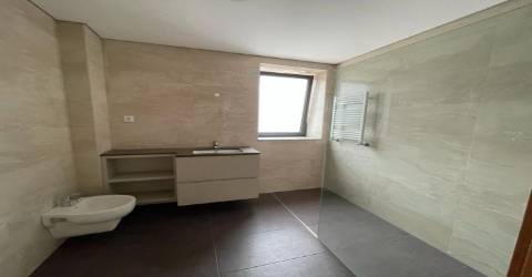 Apartamento T2 Venda em Cedofeita, Santo Ildefonso, Sé, Miragaia, São Nicolau e Vitória,Porto