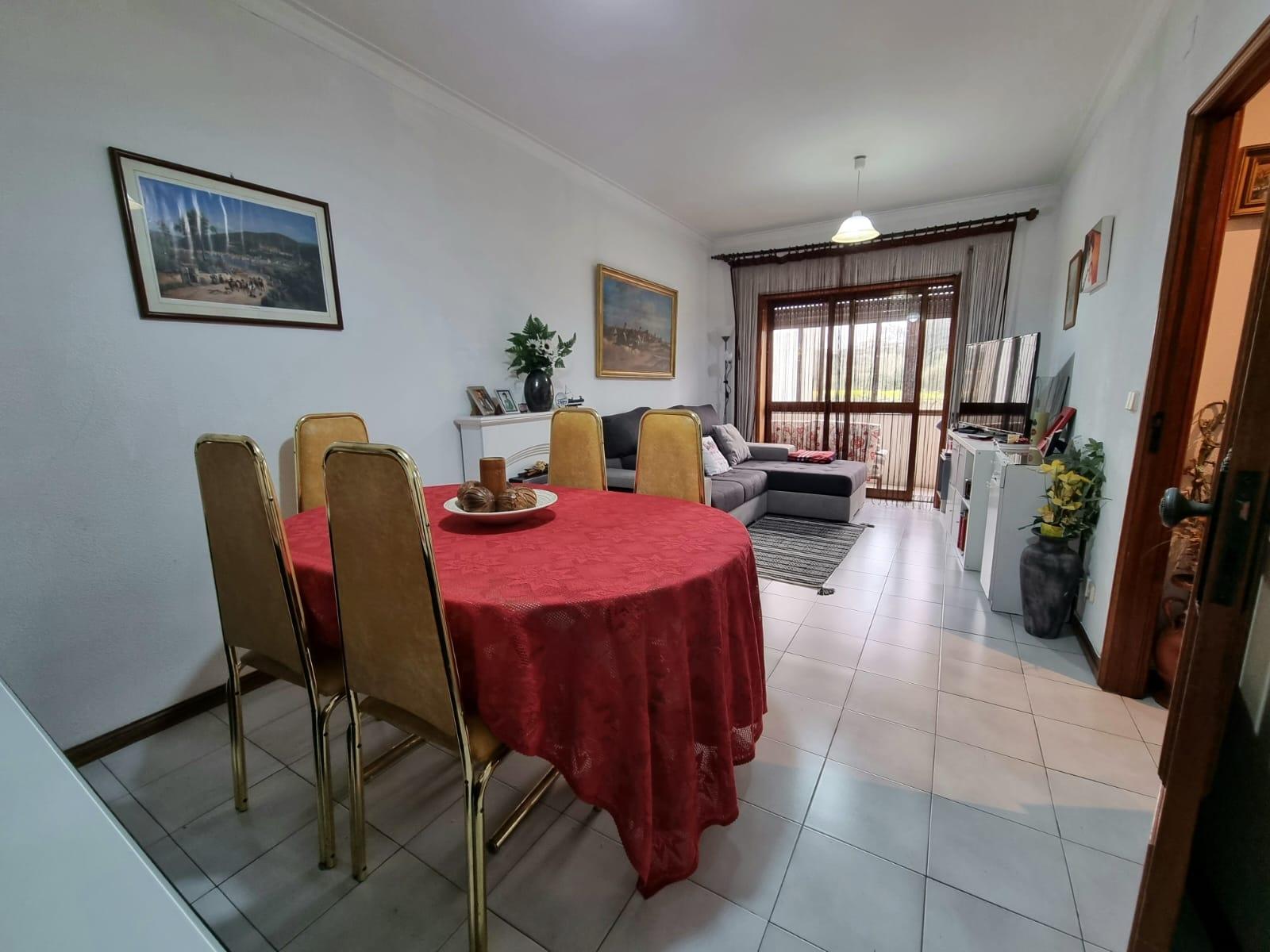 Apartamento T2 Venda em Rio Tinto,Gondomar