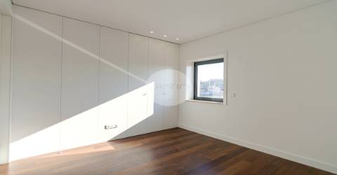 T4 Novo * Rotunda da Boavista