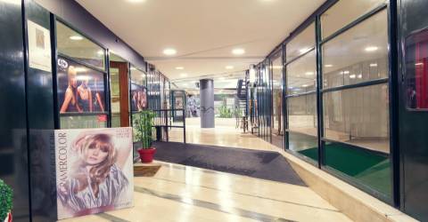 Loja na Avenida da Boavista * Centro comercial