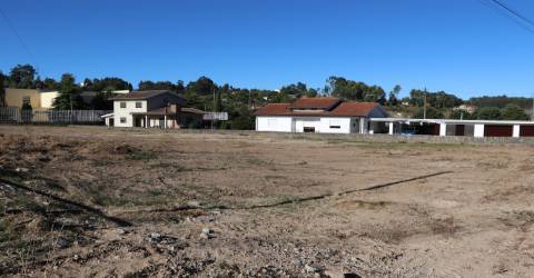 Terreno Para Construção  Venda em Lustosa e Barrosas (Santo Estêvão),Lousada
