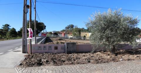 Terreno Para Construção  Venda em Lustosa e Barrosas (Santo Estêvão),Lousada
