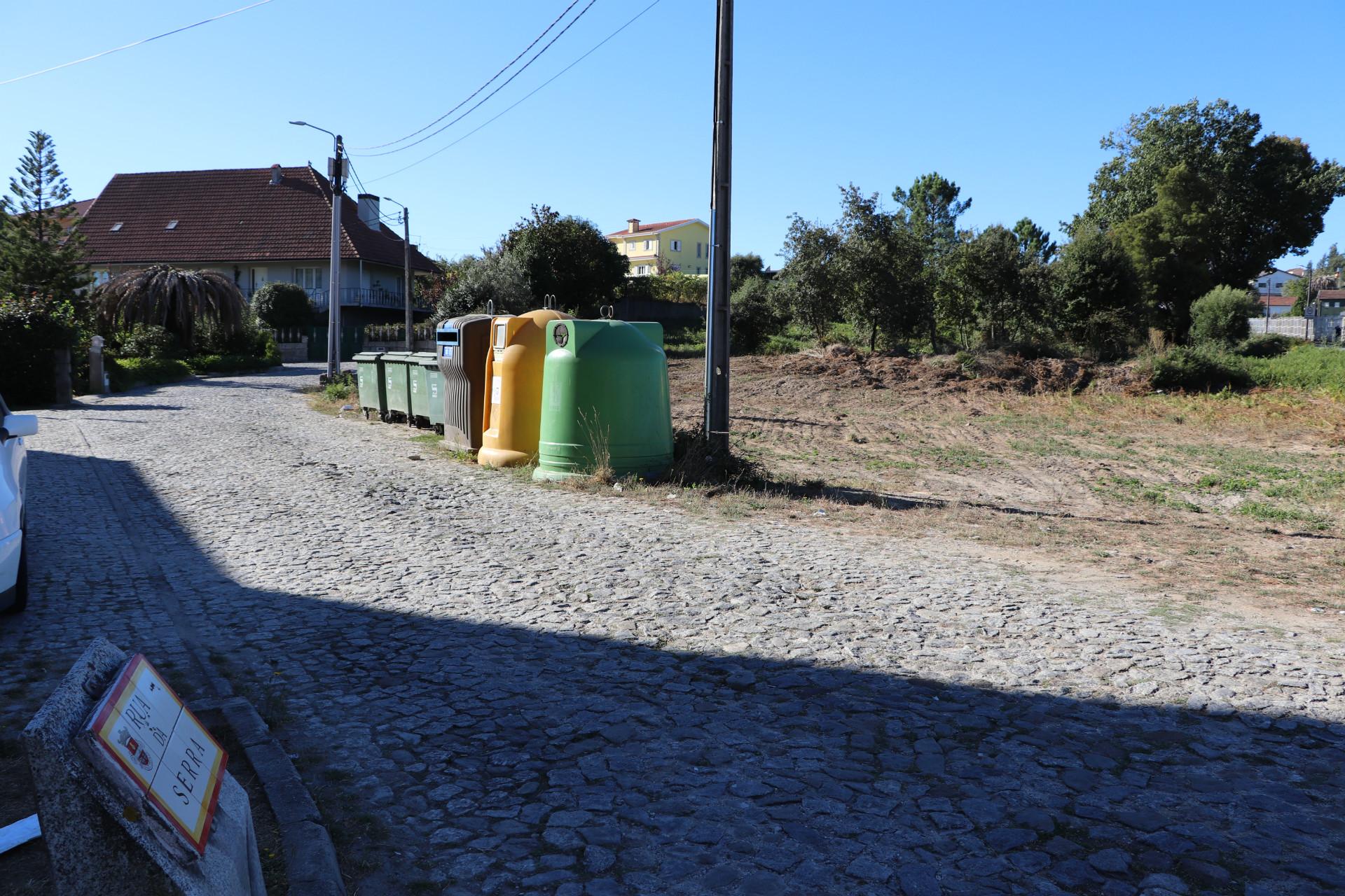 Terreno Para Construção  Venda em Lustosa e Barrosas (Santo Estêvão),Lousada