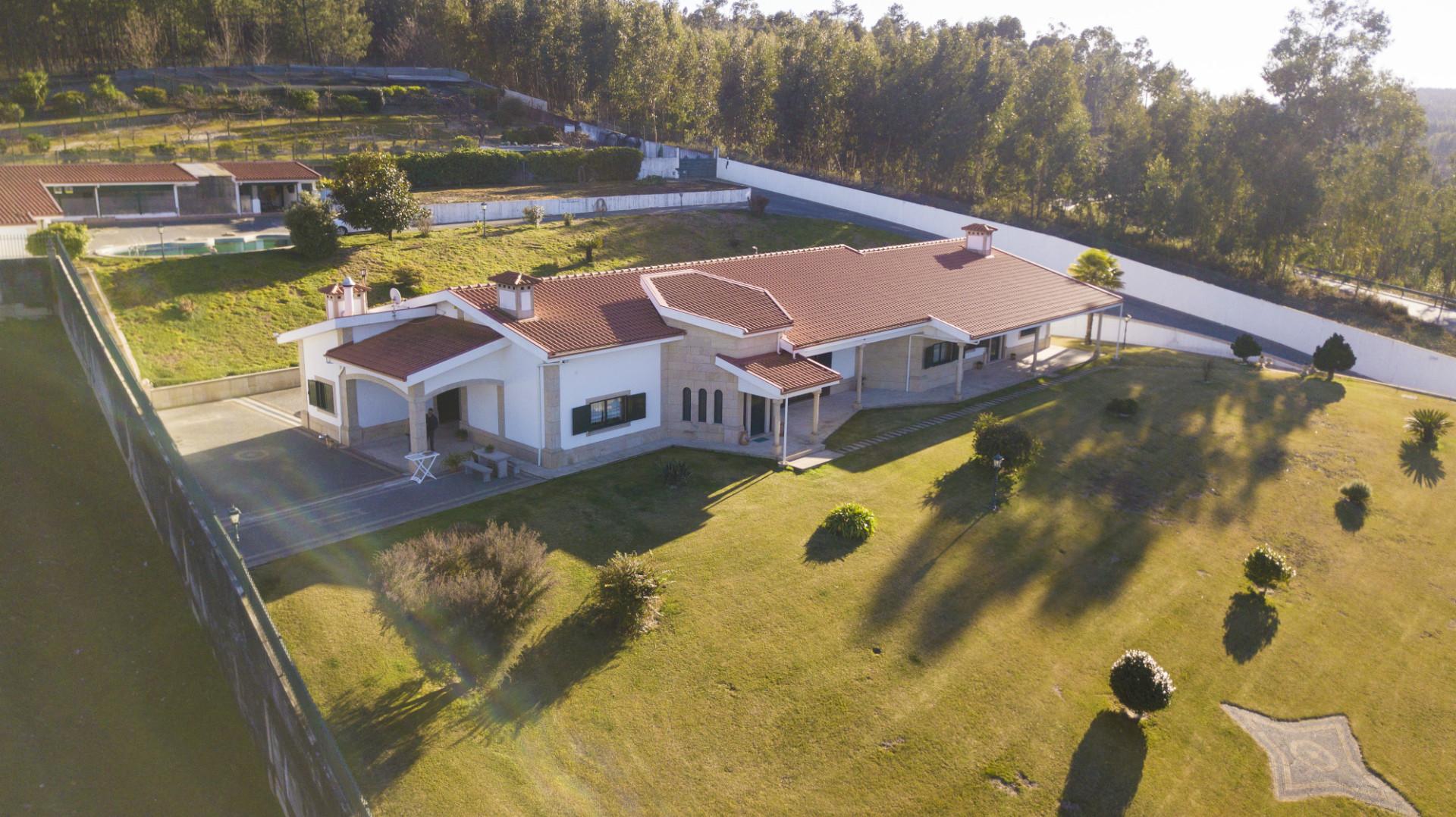 Moradia Isolada T6 Venda em Lustosa e Barrosas (Santo Estêvão),Lousada