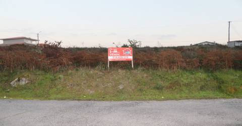 Terreno Para Construção  Venda em Lustosa e Barrosas (Santo Estêvão),Lousada
