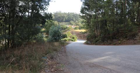 Lote de Terreno  Venda em Lustosa e Barrosas (Santo Estêvão),Lousada