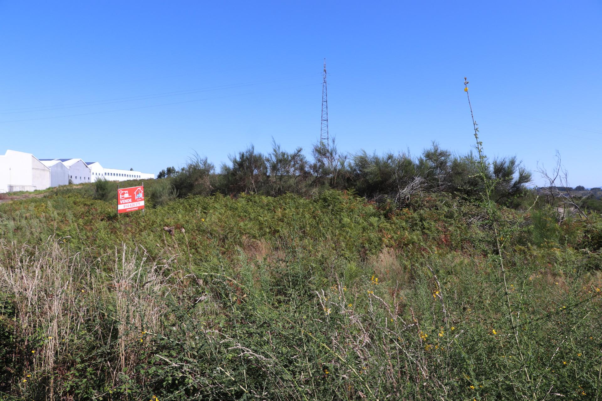 Lote Industrial  Venda em Lustosa e Barrosas (Santo Estêvão),Lousada