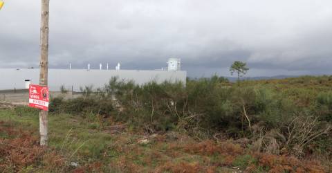 Lote de Terreno  Venda em Lustosa e Barrosas (Santo Estêvão),Lousada