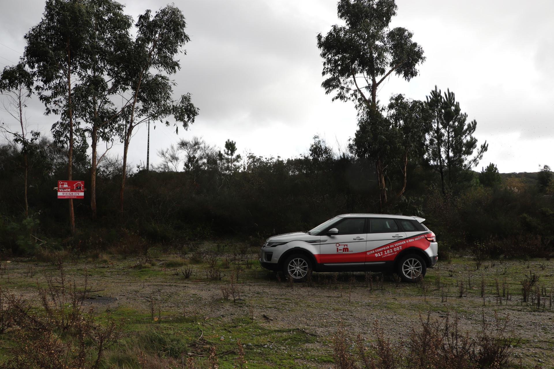 Lote de Terreno  Venda em Lustosa e Barrosas (Santo Estêvão),Lousada