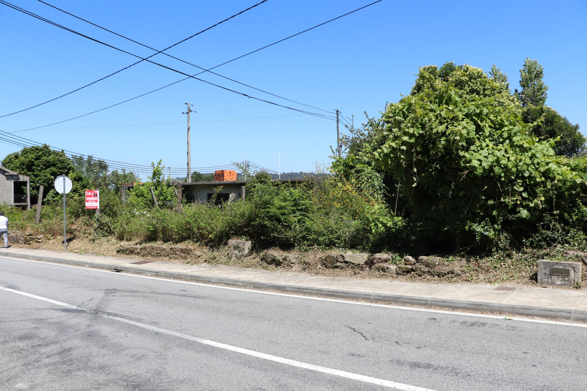 Armazém  Venda em Lustosa e Barrosas (Santo Estêvão),Lousada