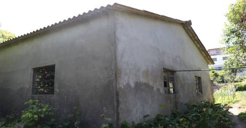 Armazém  Venda em Lustosa e Barrosas (Santo Estêvão),Lousada