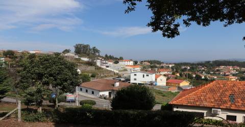 Terreno  Venda em Lustosa e Barrosas (Santo Estêvão),Lousada