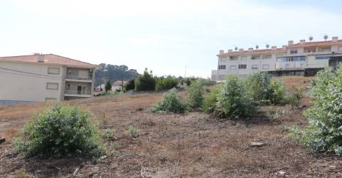 Terreno  Venda em Lustosa e Barrosas (Santo Estêvão),Lousada