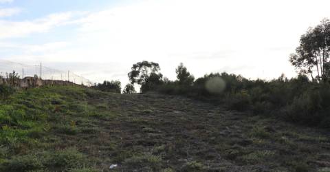 Lote de Terreno  Venda em Lustosa e Barrosas (Santo Estêvão),Lousada