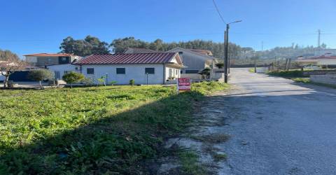 Terreno  Venda em Lustosa e Barrosas (Santo Estêvão),Lousada