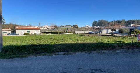 Terreno  Venda em Lustosa e Barrosas (Santo Estêvão),Lousada