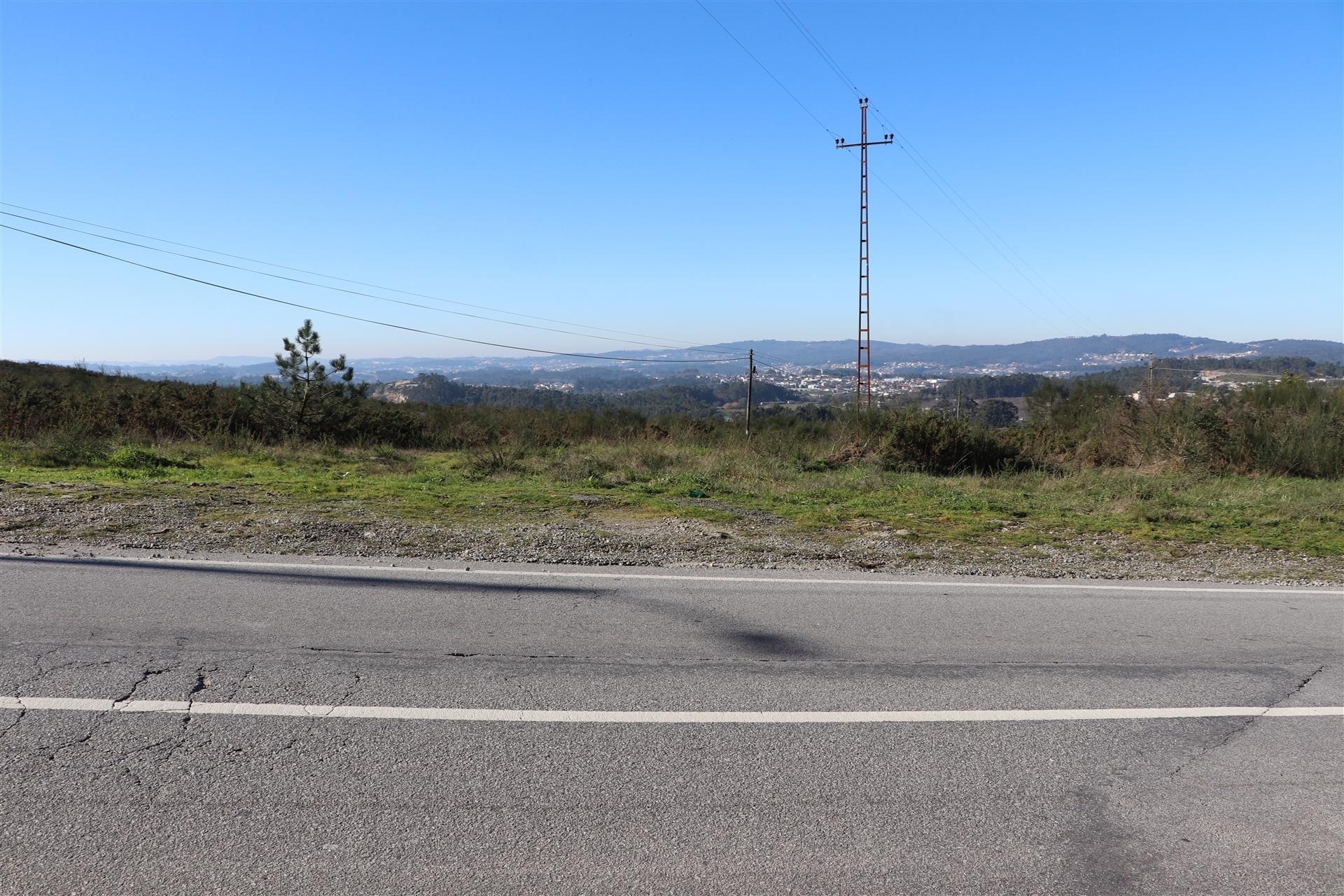 Lote de Terreno  Venda em Lustosa e Barrosas (Santo Estêvão),Lousada