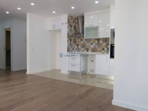 Apartamento T3 Venda em Setúbal (São Julião, Nossa Senhora da Anunciada e Santa Maria da Graça),Setúbal