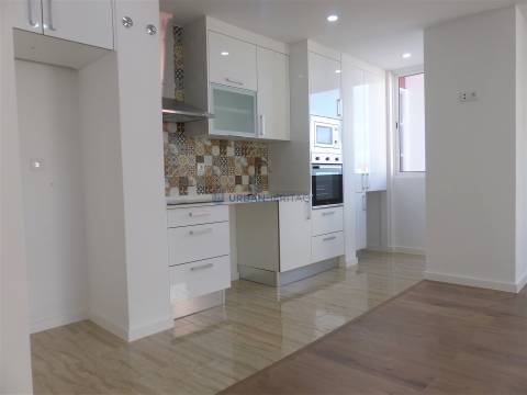 Apartamento T3 Venda em Setúbal (São Julião, Nossa Senhora da Anunciada e Santa Maria da Graça),Setúbal