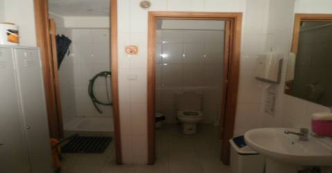 Padaria / Pastelaria para TRESPASSE situada a 5 minutos da praia da Madalena