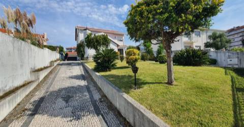 FANTÁSTICA QUINTINHA NO CENTRO DE VILA NOVA DE GAIA!