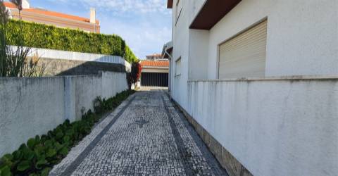 FANTÁSTICA QUINTINHA NO CENTRO DE VILA NOVA DE GAIA!