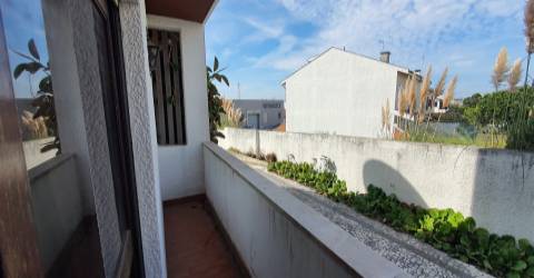 FANTÁSTICA QUINTINHA NO CENTRO DE VILA NOVA DE GAIA!