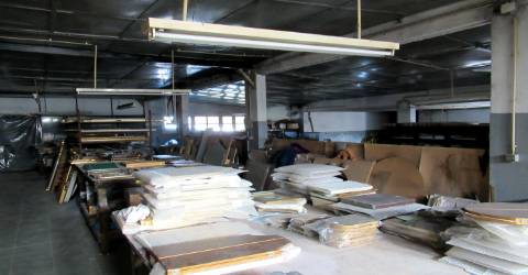 Fábrica para investimento em Vila Nova de Gaia perto do Hospital Santos Silva