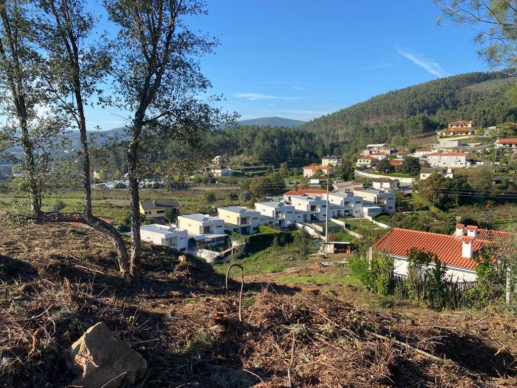 Terreno para Construção de 12 Moradias, Chapa - Amarante