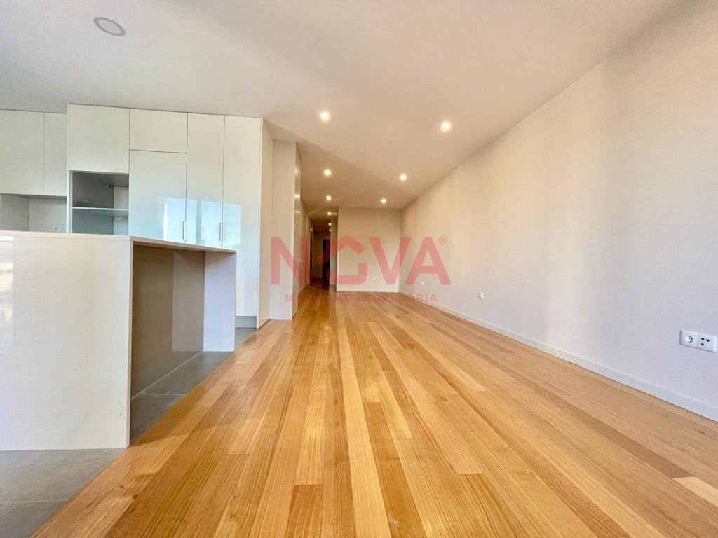 Apartamento T4 NOVO na Póvoa de Varzim