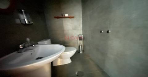 Moradia em banda tipo T4 no centro da cidade &#124; NOVA Imobiliária