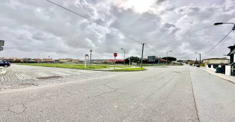 Lote de Terreno  Venda em Castêlo da Maia,Maia
