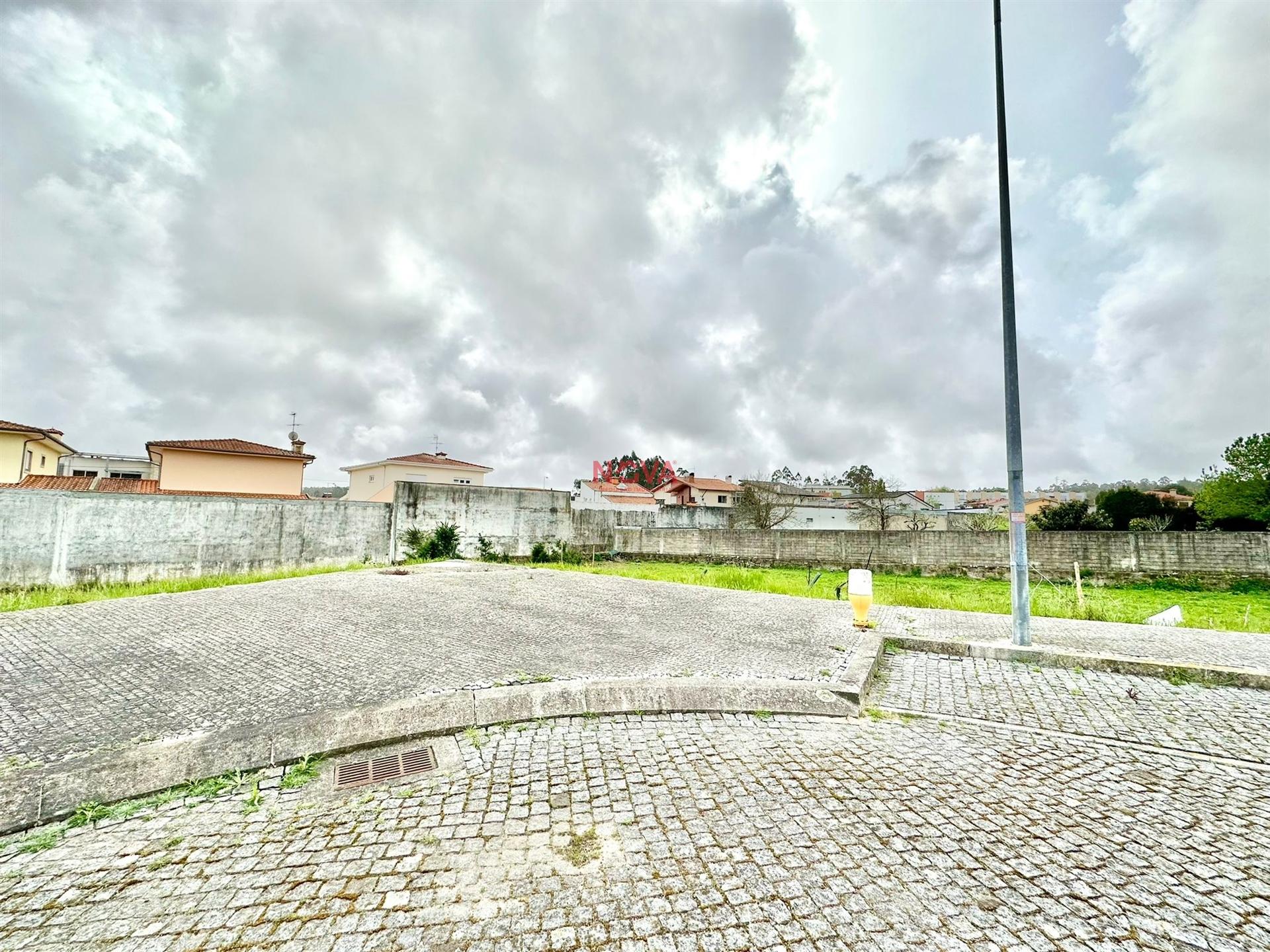 Lote de Terreno  Venda em Castêlo da Maia,Maia