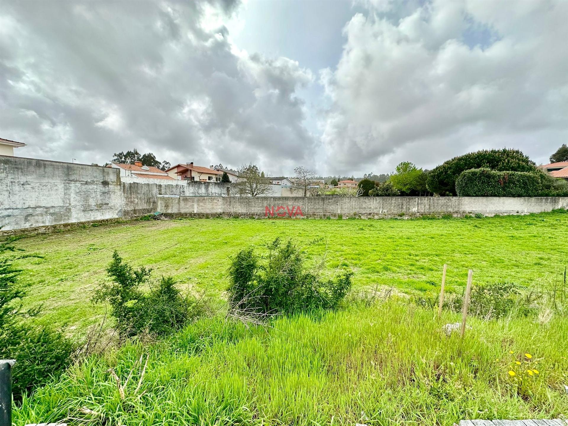 Lote de Terreno  Venda em Castêlo da Maia,Maia