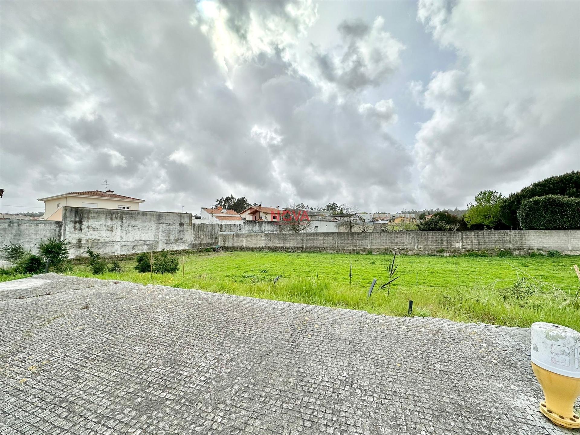 Lote de Terreno  Venda em Castêlo da Maia,Maia