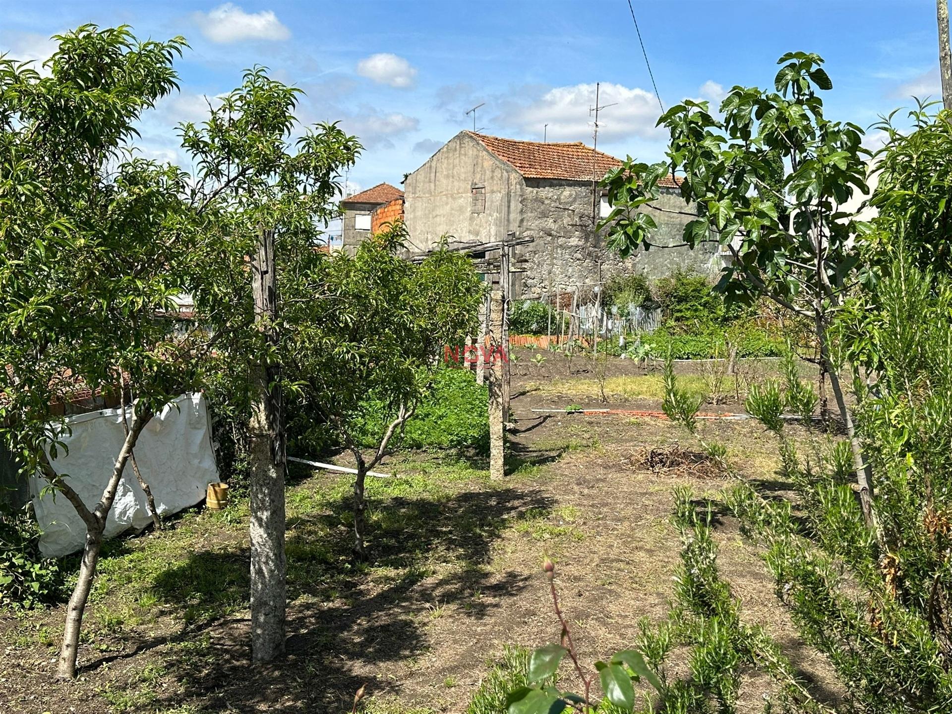 Terreno Para Construção  Venda em Pedrouços,Maia