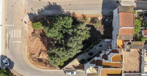 Moradia T3 com piscina, Lagoa (Algarve)