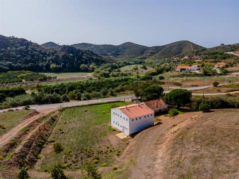 Moradia e Terrenos, Alferce, Monchique, silves,Algarve