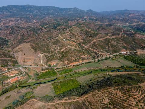 Moradia e Terrenos, Alferce, Monchique, silves,Algarve